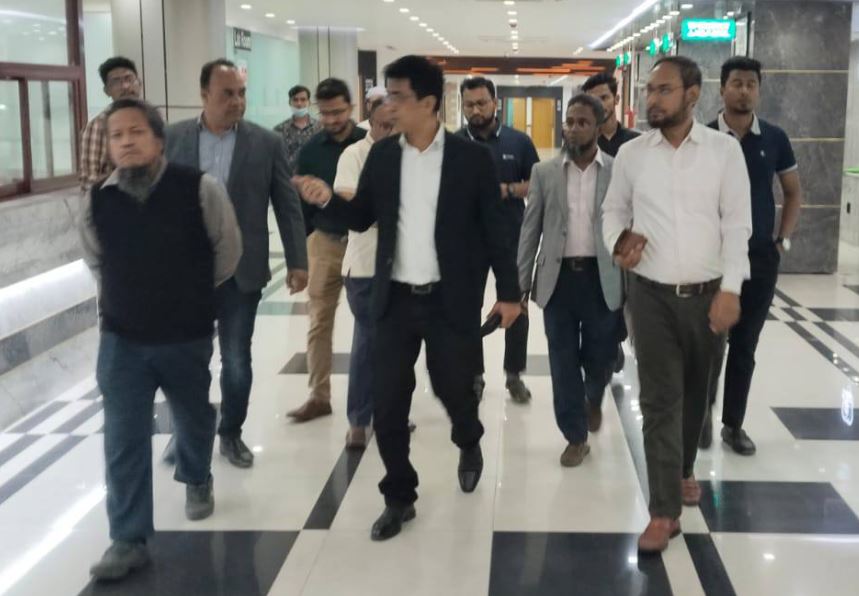 ফেনীতে স্বাস্থ্যসেবা নিশ্চিতে অভিযান: তিন প্রতিষ্ঠানকে সতর্ক করল স্বাস্থ্যবিভাগ